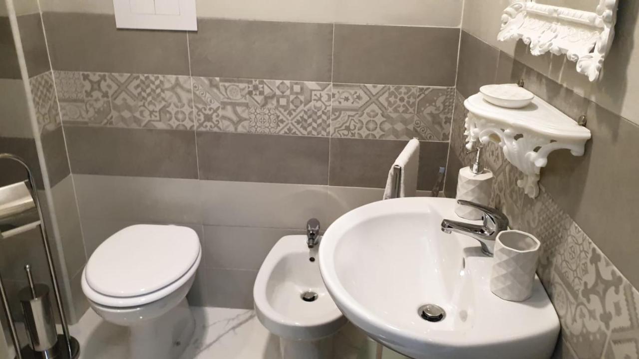 Luxury Room Al Cristo Velato Napoli Exterior foto